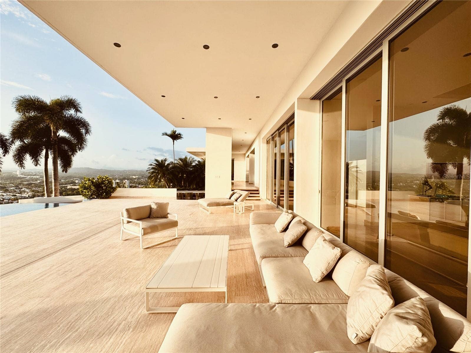 URB. LA LOMITA CALLE VISTA LINDA, Guaynabo, PR 00969 URB. LA LOMITA CALLE VISTA LINDA, Guaynabo, PR 00969