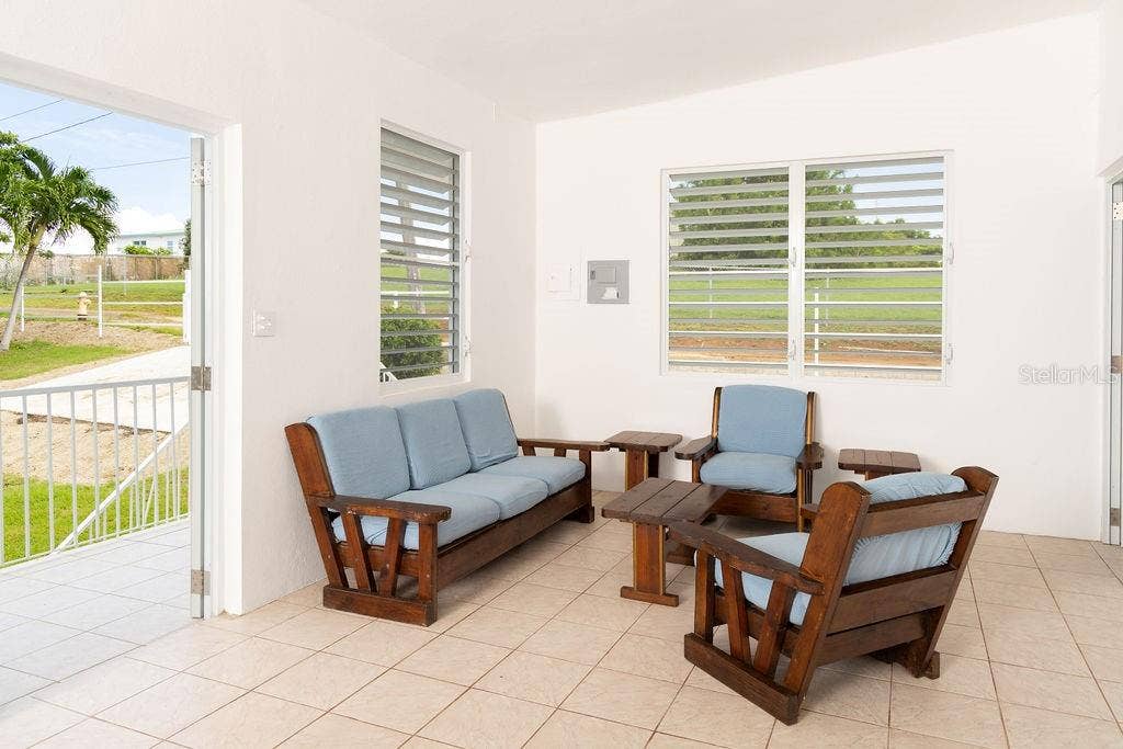 595 COMM. VILLA BORINQUEN, Vieques, PR 00765 595 COMM. VILLA BORINQUEN, Vieques, PR 00765