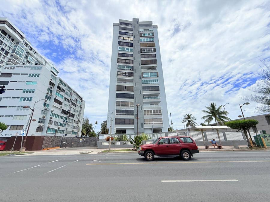 Property photo for 37 ISLA VERDE AVE., #203, Carolina, PR