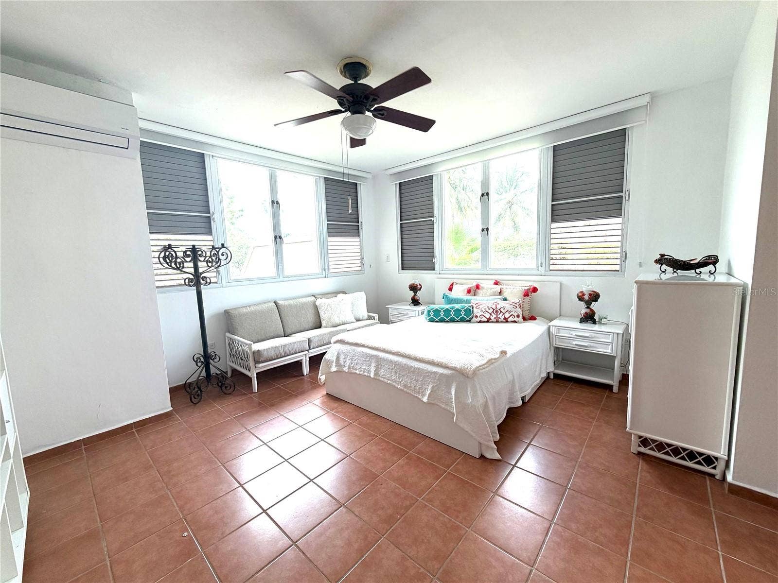 693 NORTH COAST VILLAGE, #236, Vega Alta, PR 00692 693 NORTH COAST VILLAGE, #236, Vega Alta, PR 00692