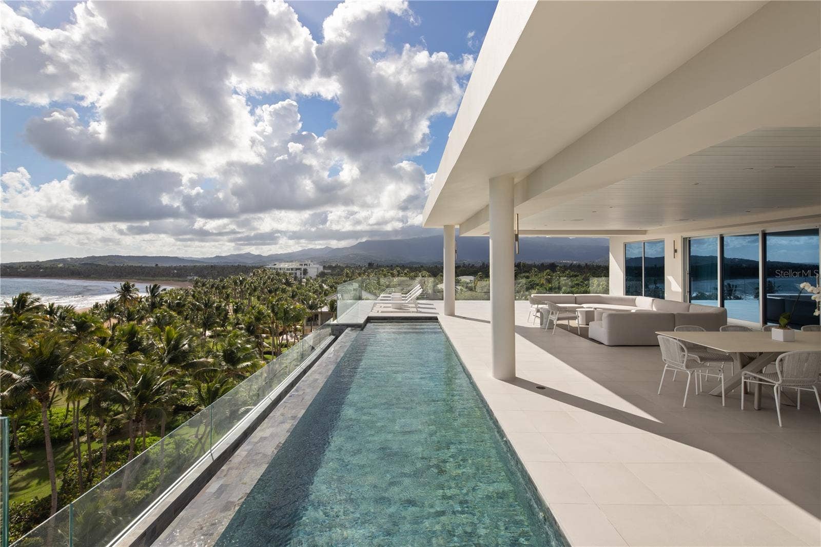 Ocean Drive PH FOUR SEASONS PRIVATE RESIDENCES, #4501, Rio Grande, PR 00745 Rooftop Terrace Pool