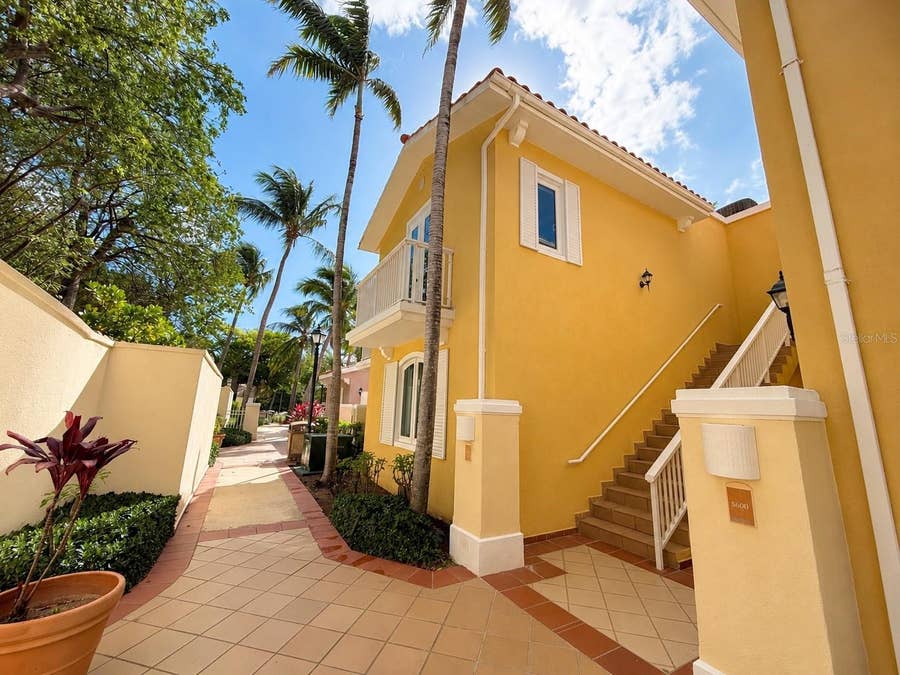 Property photo for 987 CARR PR, #1, Fajardo, PR