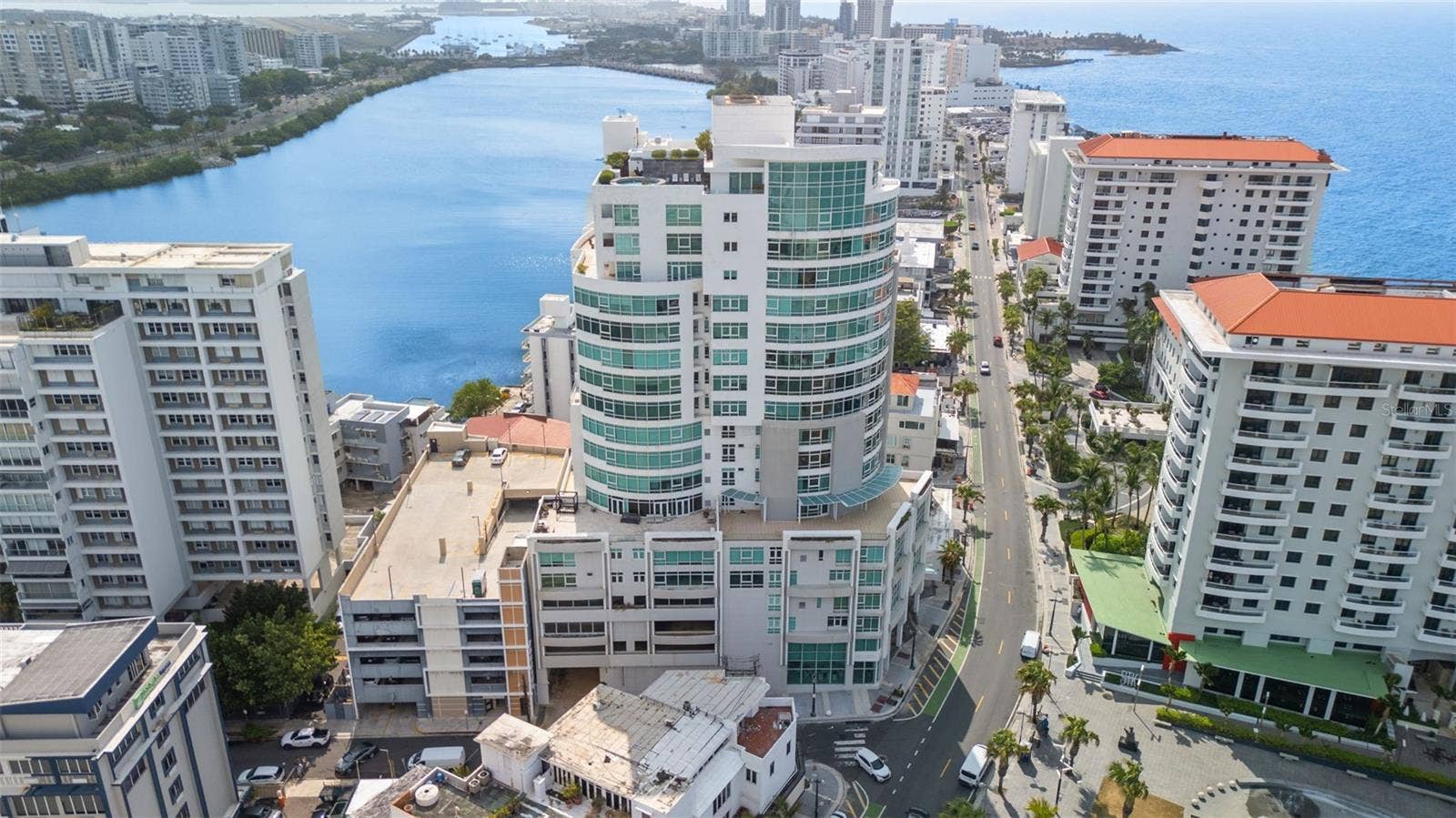 1052 ASHFORD AVENUE, #PH-18, San Juan, PR 00907 1052 ASHFORD AVENUE, #PH-18, San Juan, PR 00907