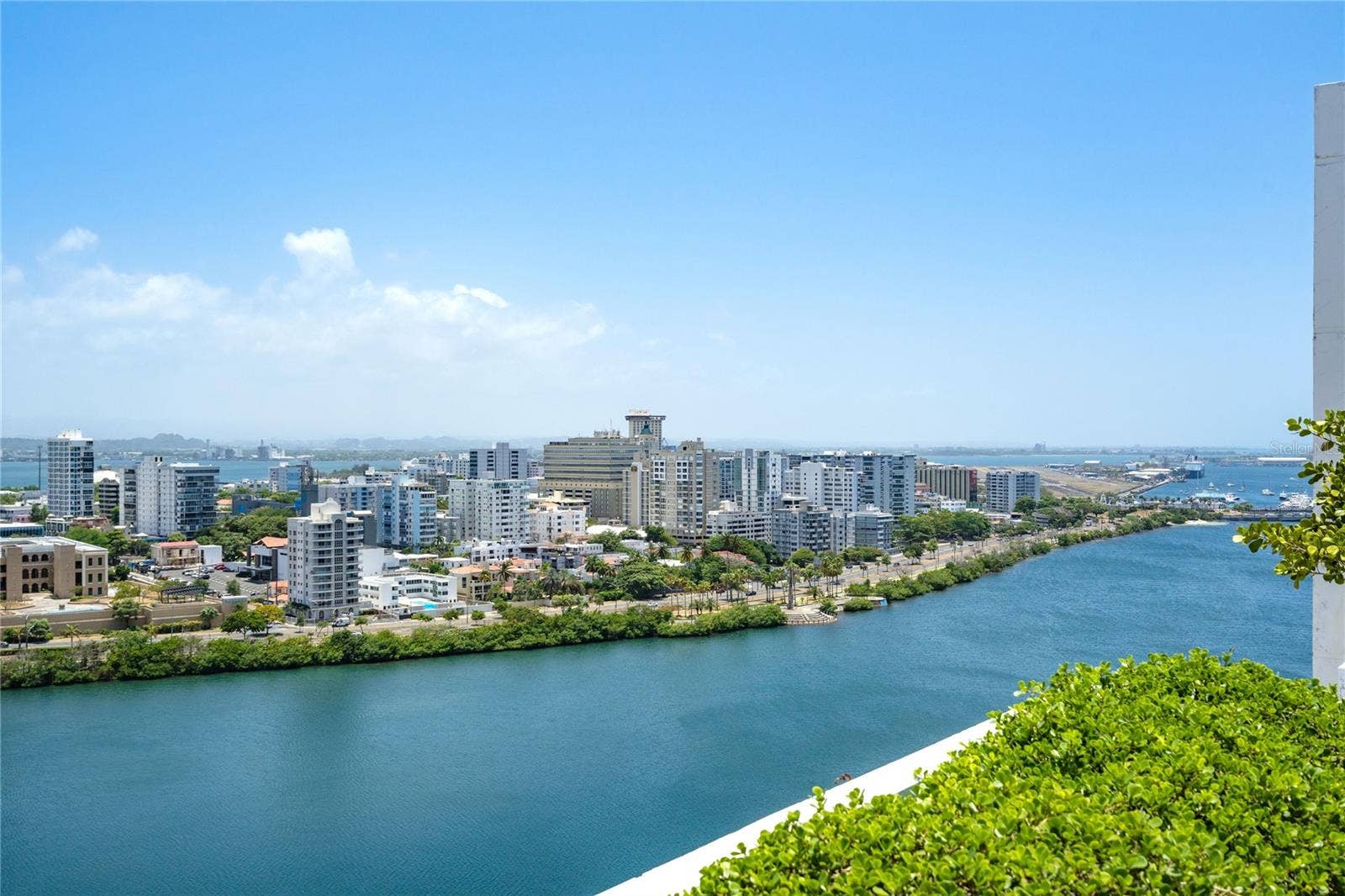 1052 ASHFORD AVENUE, #PH-18, San Juan, PR 00907 1052 ASHFORD AVENUE, #PH-18, San Juan, PR 00907