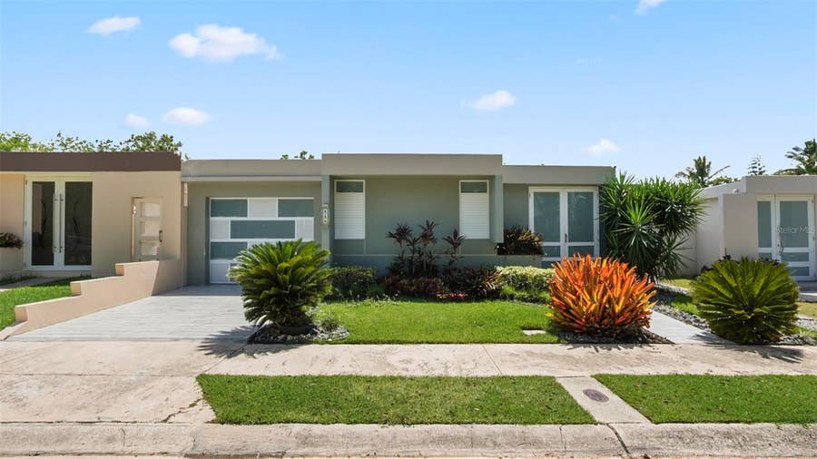 Property photo for AA9 LOS COLOBOS, CLL LOS ALMENDROS, Carolina, PR