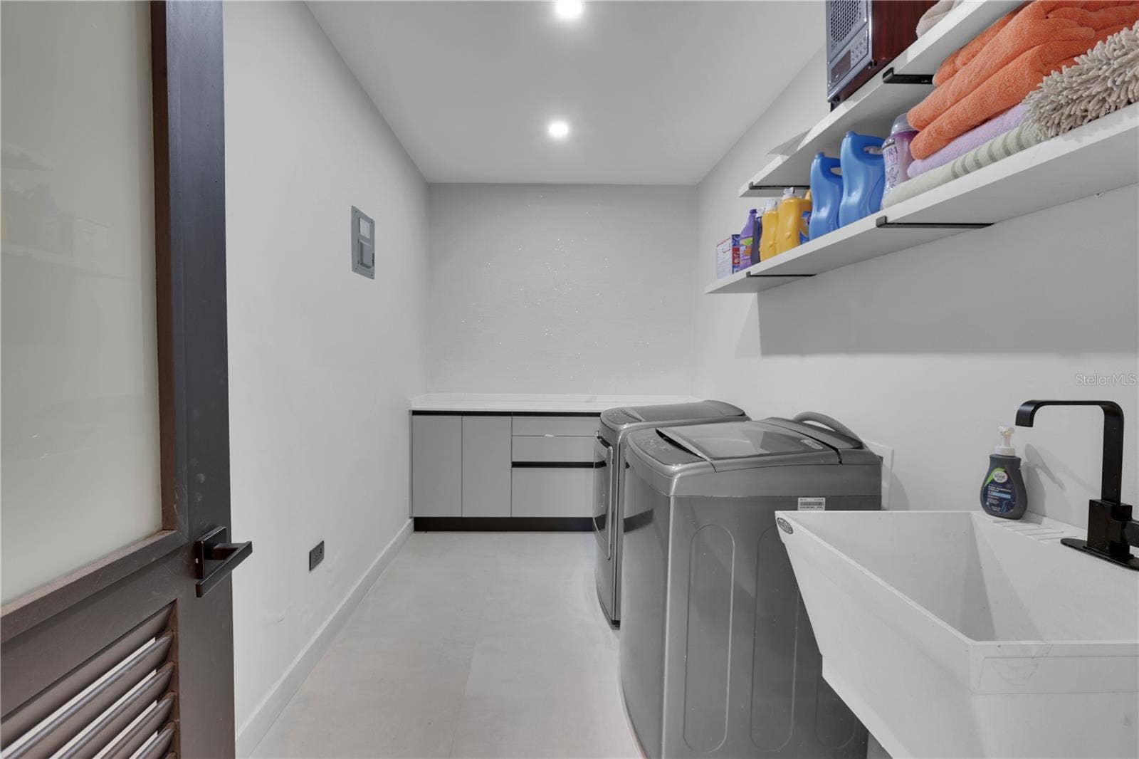 263 DORADO BEACH EAST, Dorado, PR 00646 Laundry Room
