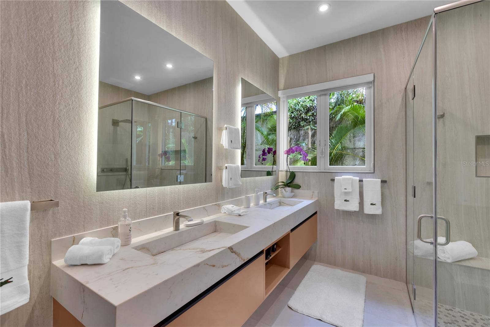 263 DORADO BEACH EAST, Dorado, PR 00646 Bathroom ensuite Main Bedroom