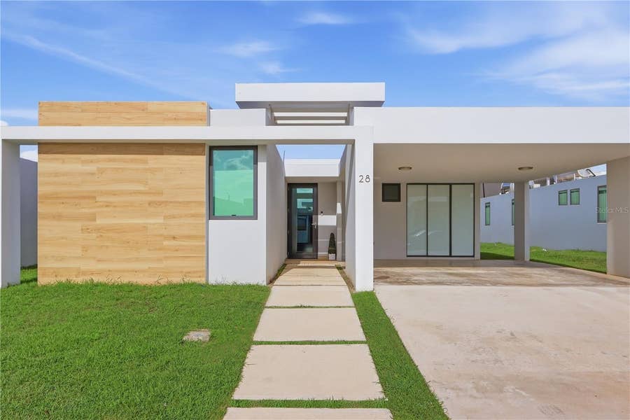 Property photo for 28 CALLE VOLGA, Bayamon, PR