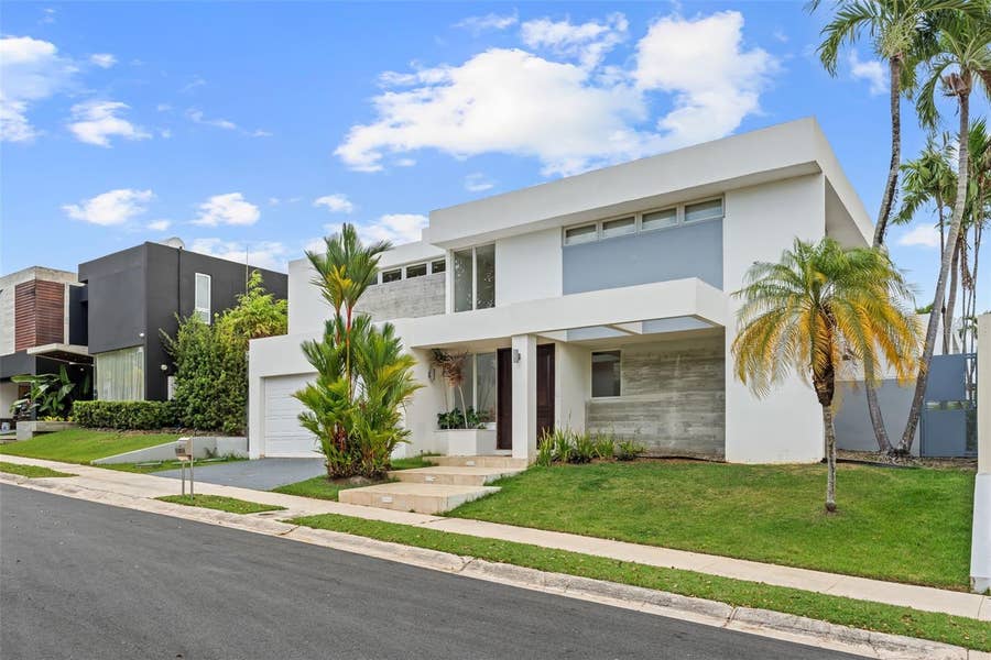Property photo for N-19 LOS GAVILANES, Guaynabo, PR