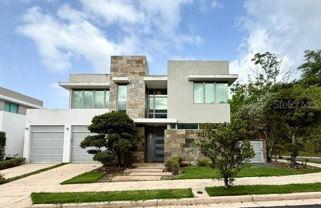 Property photo for 78 Calle 3 SENDEROS DE MONTEHIEDRA, San Juan, PR