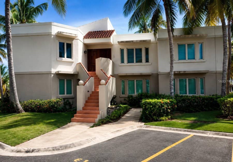 Property photo for Principal E1 LAKESIDE VILLAS, Vega Alta, PR
