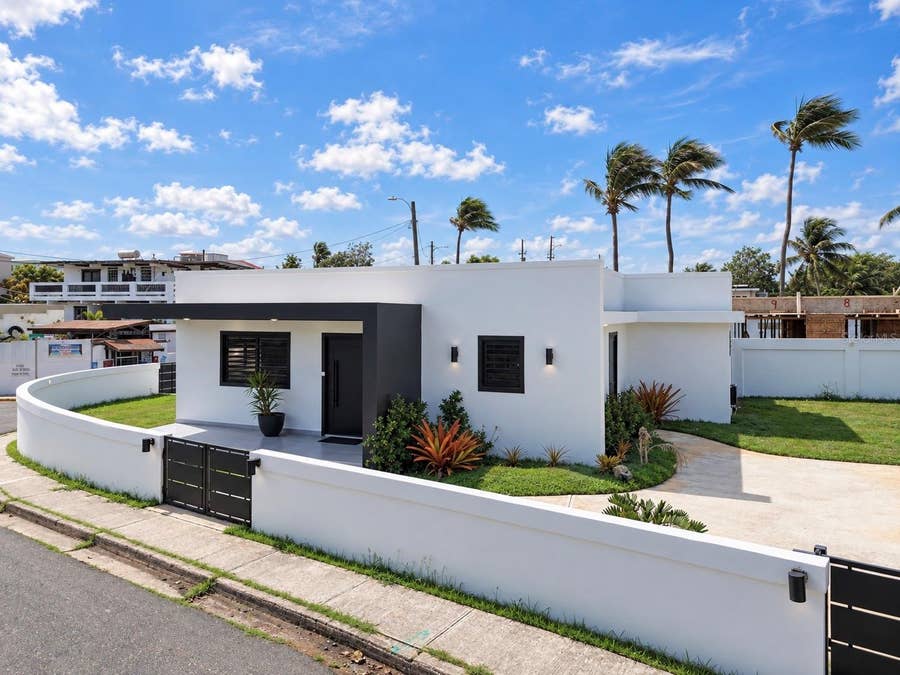 Property photo for 89B CALLE EXT KENNEDY, Dorado, PR