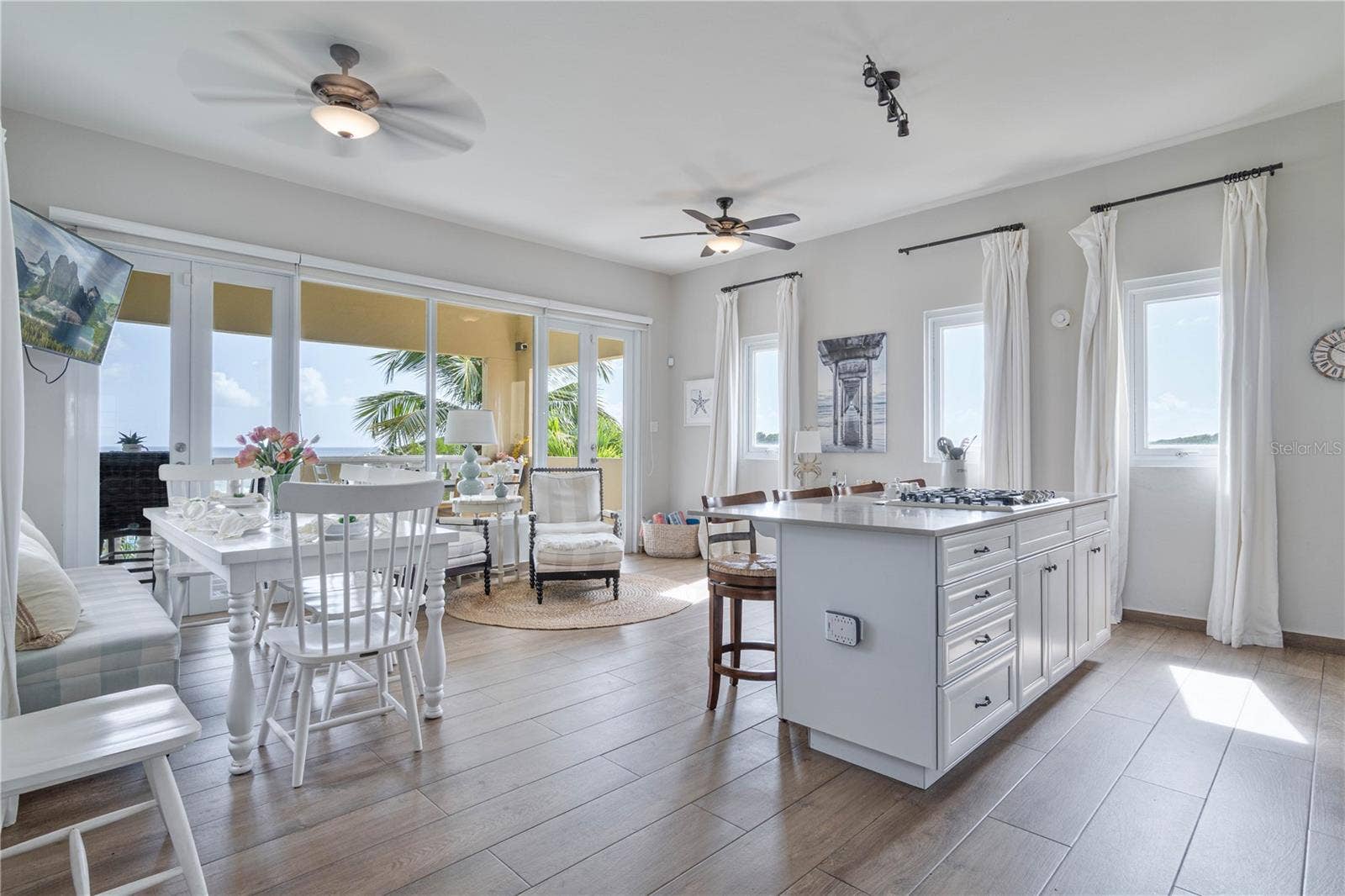 53 SHELL CASTLE, Humacao, PR 00791 53 SHELL CASTLE, Humacao, PR 00791