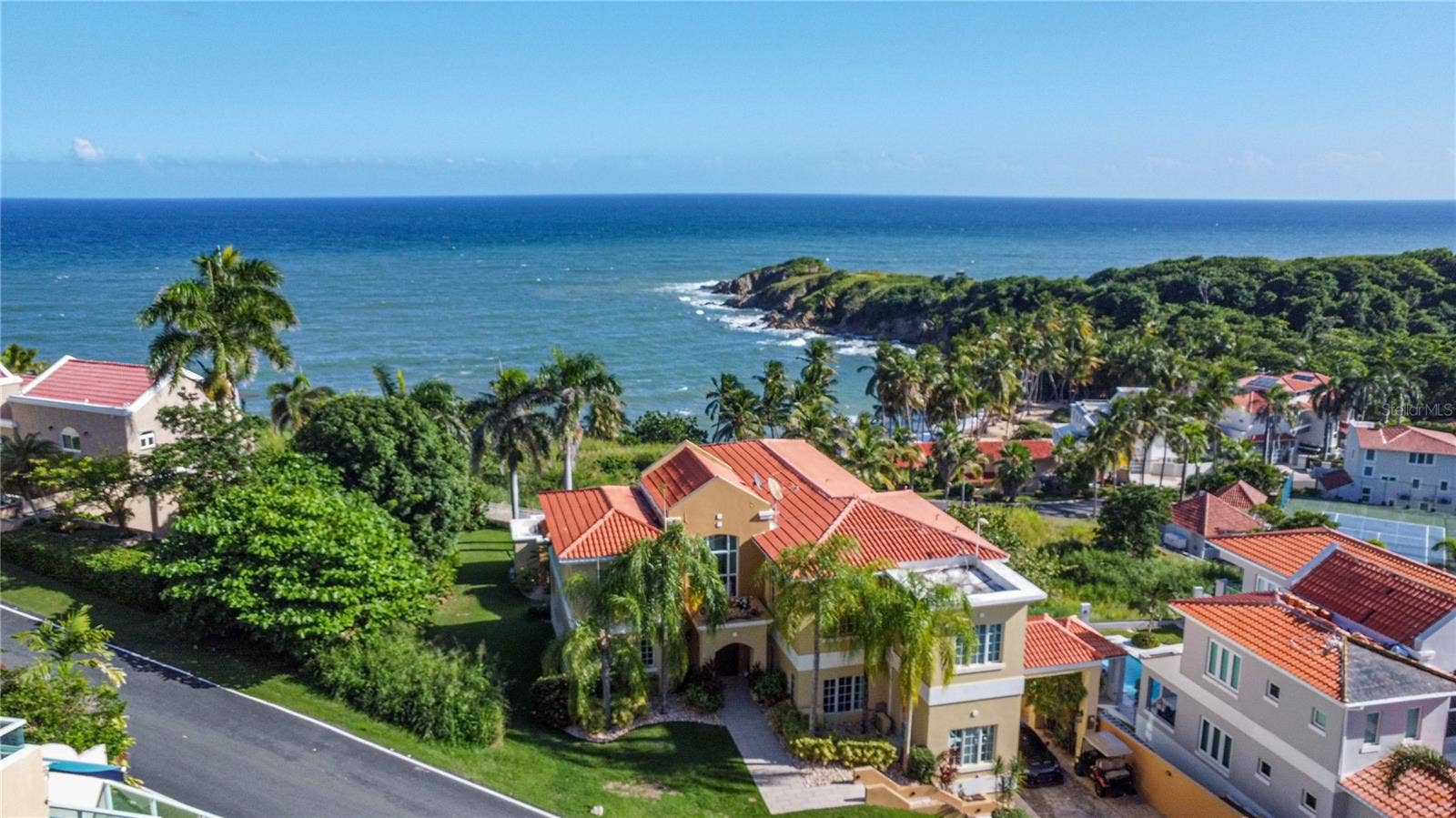 53 SHELL CASTLE, Humacao, PR 00791 53 SHELL CASTLE, Humacao, PR 00791