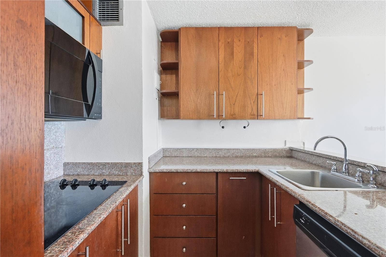 1035 ASHFORD AVENUE, #505, San Juan, PR 00907 1035 ASHFORD AVENUE, #505, San Juan, PR 00907