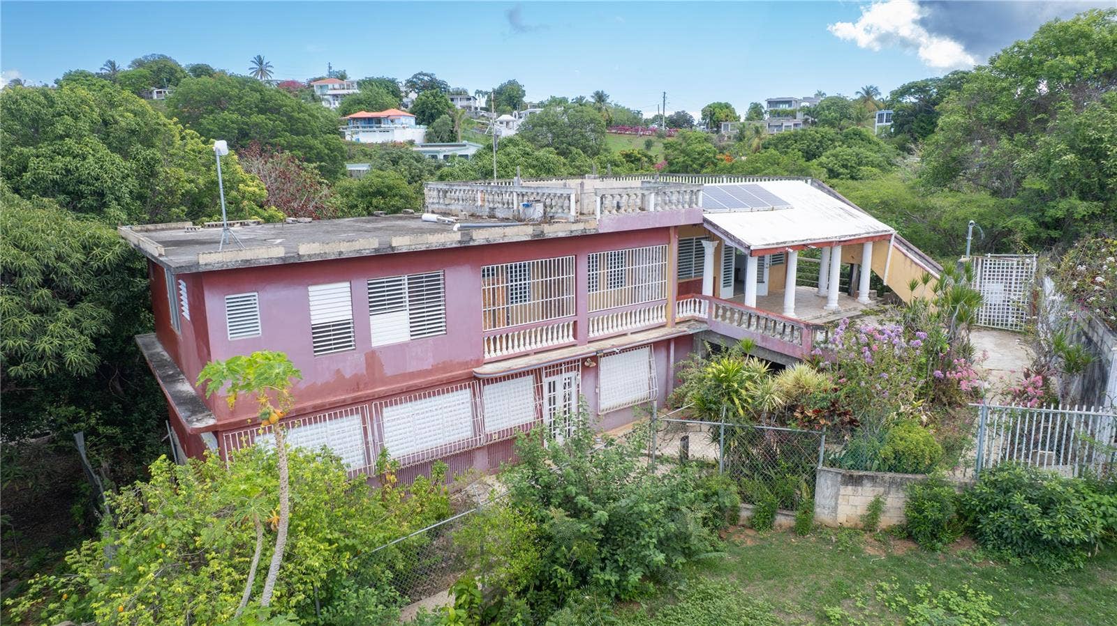 524 COMM SANTA MARIA, Vieques, PR 00765 524 COMM SANTA MARIA, Vieques, PR 00765