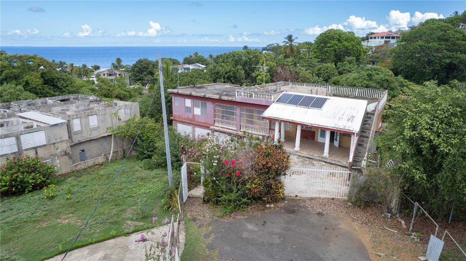 524 COMM SANTA MARIA, Vieques, PR 00765 524 COMM SANTA MARIA, Vieques, PR 00765