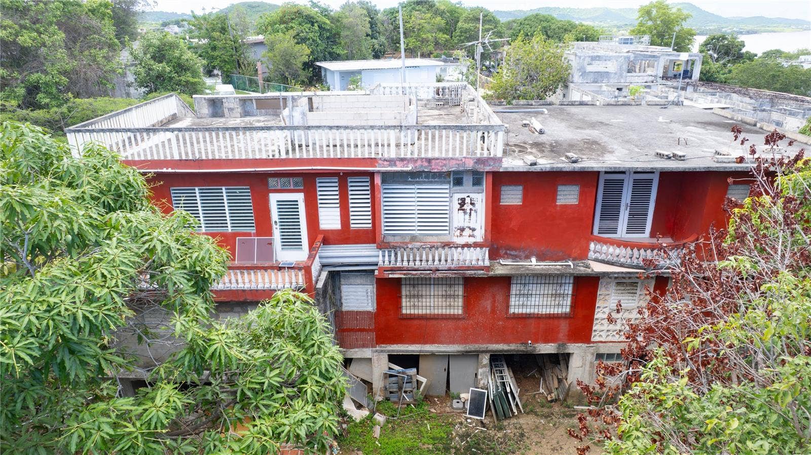 524 COMM SANTA MARIA, Vieques, PR 00765 524 COMM SANTA MARIA, Vieques, PR 00765