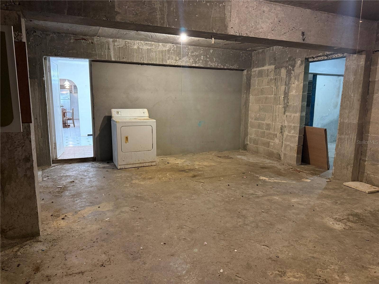 524 COMM SANTA MARIA, Vieques, PR 00765 Dry storage - full of potential to be the kitchen and living room of a new unit.