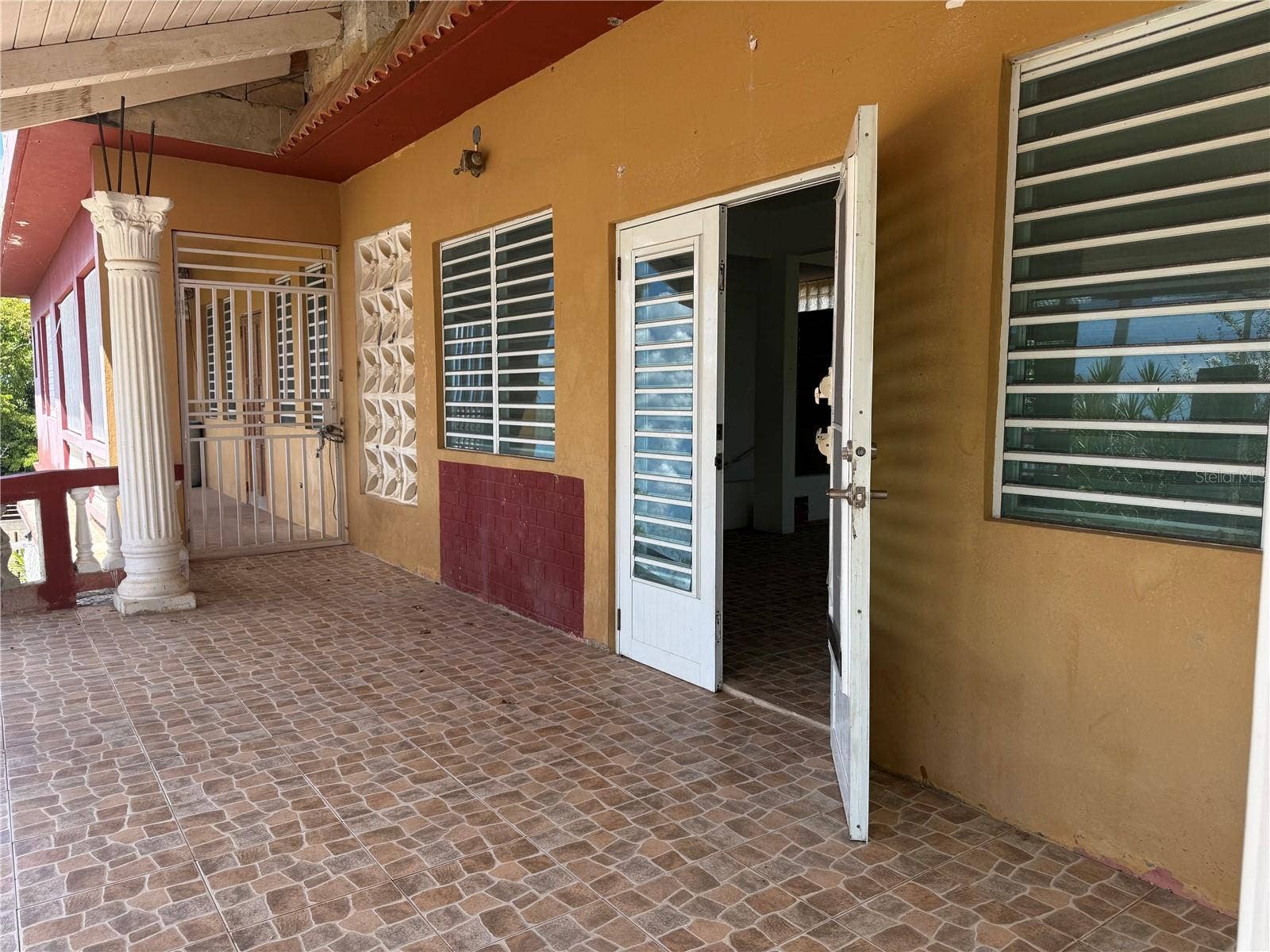 524 COMM SANTA MARIA, Vieques, PR 00765 Balcony/Main Entrance