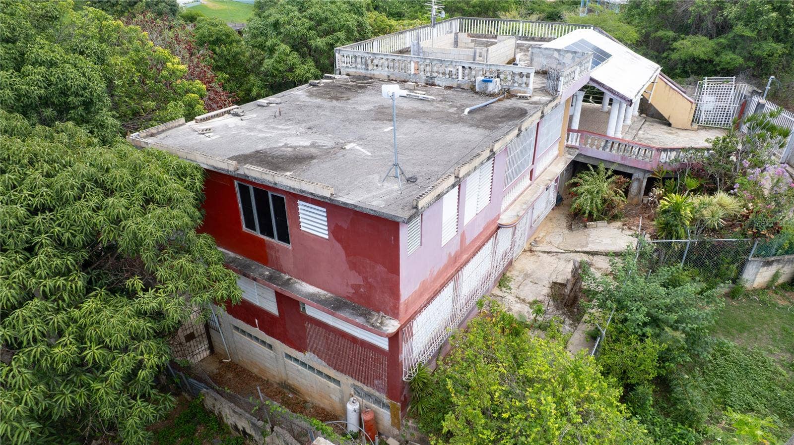 524 COMM SANTA MARIA, Vieques, PR 00765 524 COMM SANTA MARIA, Vieques, PR 00765