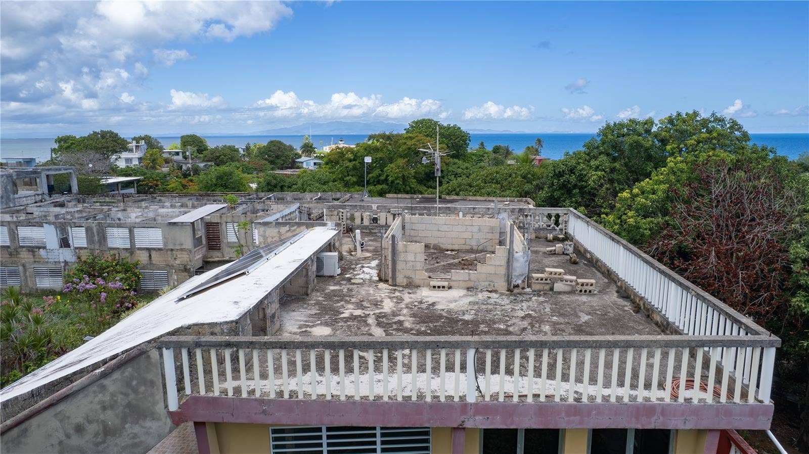 524 COMM SANTA MARIA, Vieques, PR 00765 524 COMM SANTA MARIA, Vieques, PR 00765