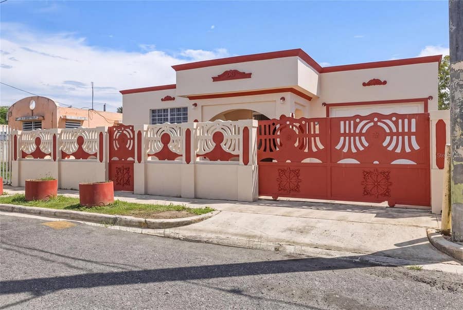 Property photo for F-13 FRANCO STREET, Toa Baja, PR