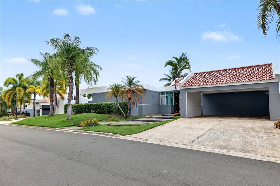 Property photo for D11 CALLE NISPERO, San Juan, PR