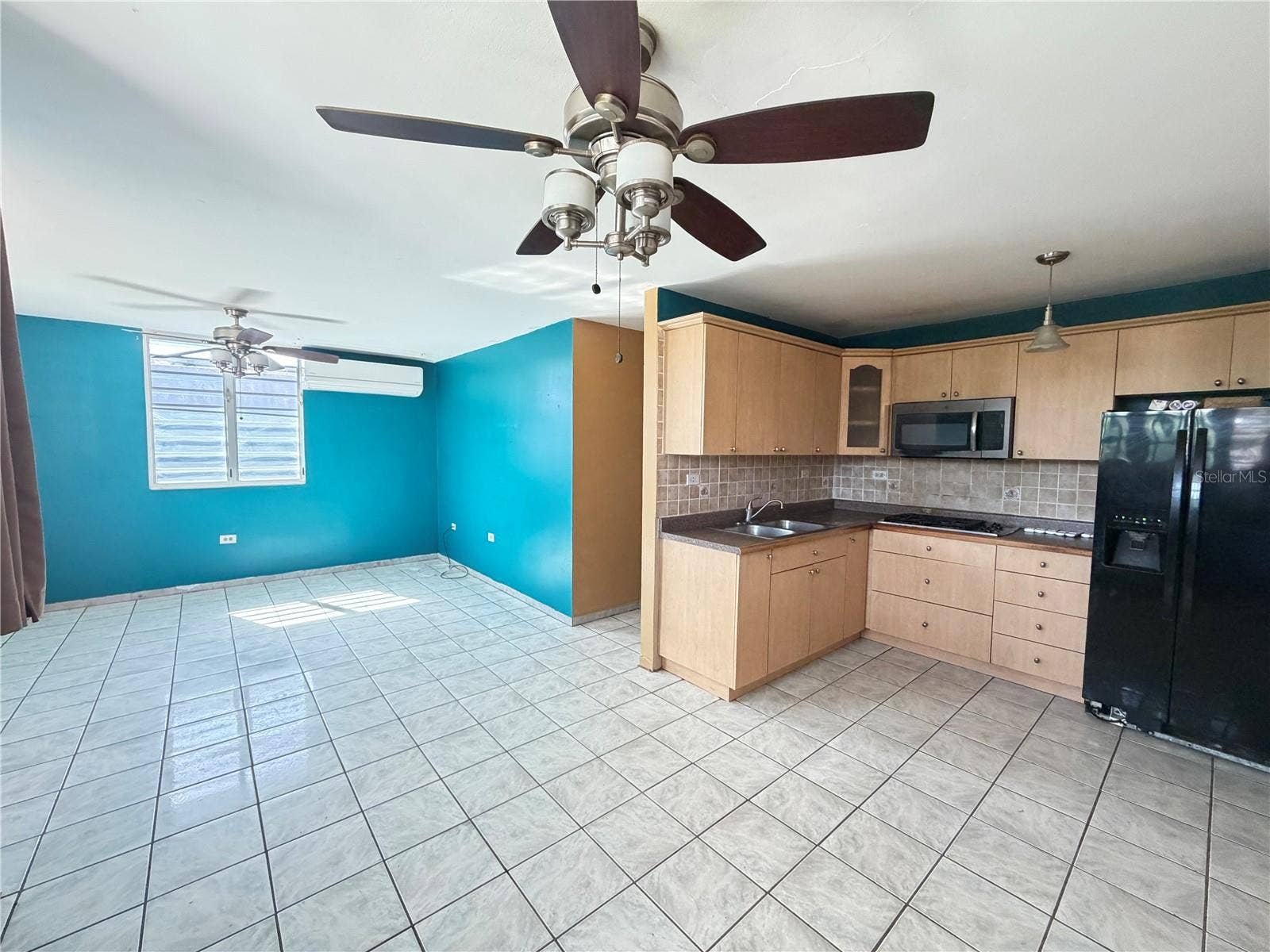 216 COLINAS FAIRVIEW, Trujillo Alto, PR 00976 216 COLINAS FAIRVIEW, Trujillo Alto, PR 00976