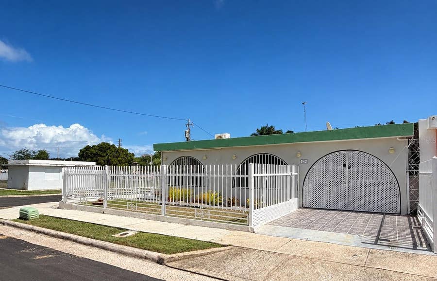 Property photo for A-24 Calle 4 URB. EXTENSION SANTA ISIDRA I, Fajardo, PR