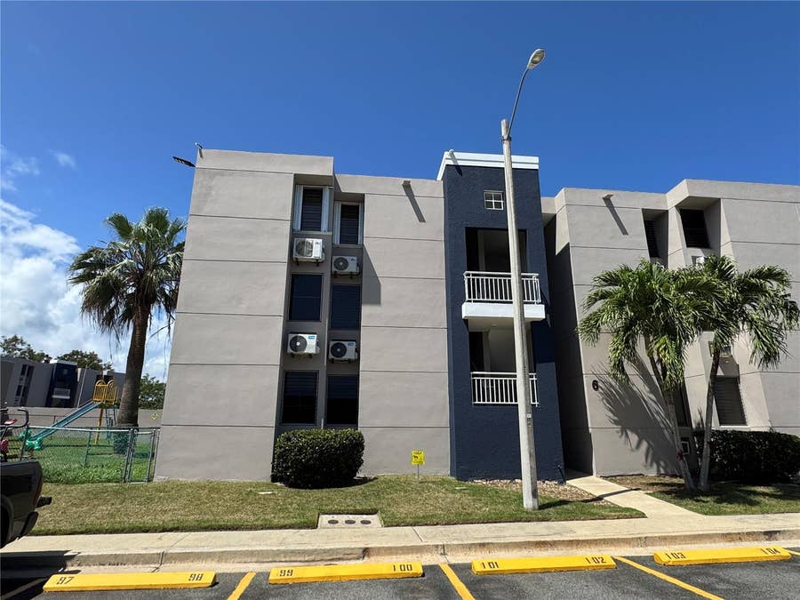 Property photo for Cond PASEO ESMERALDA, #6-302, Fajardo, PR