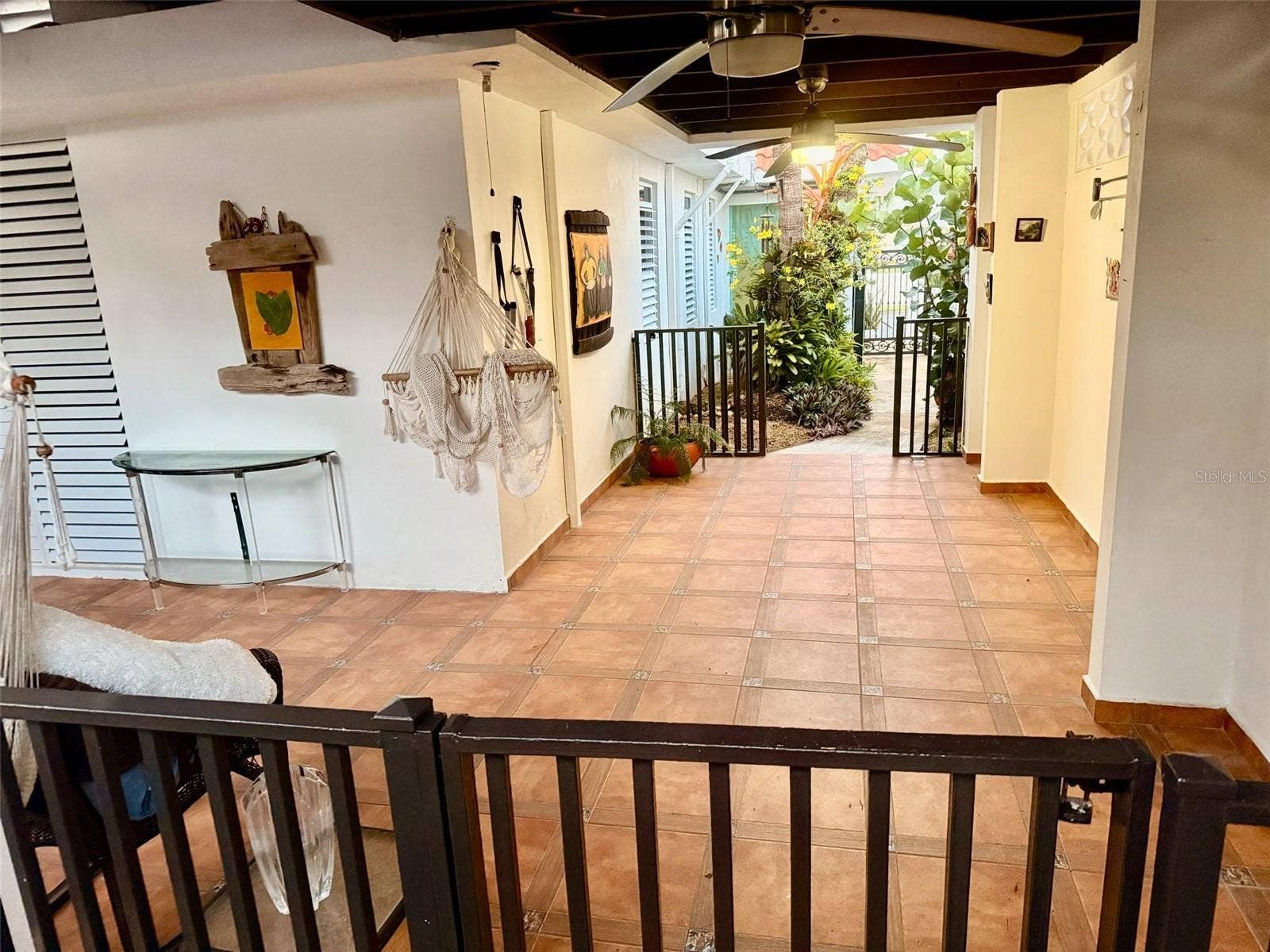 Back area