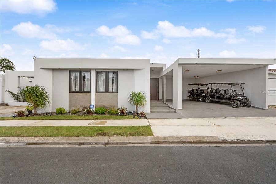 Property photo for JJ12 ROSA DE LOS VIENTOS, Dorado, PR