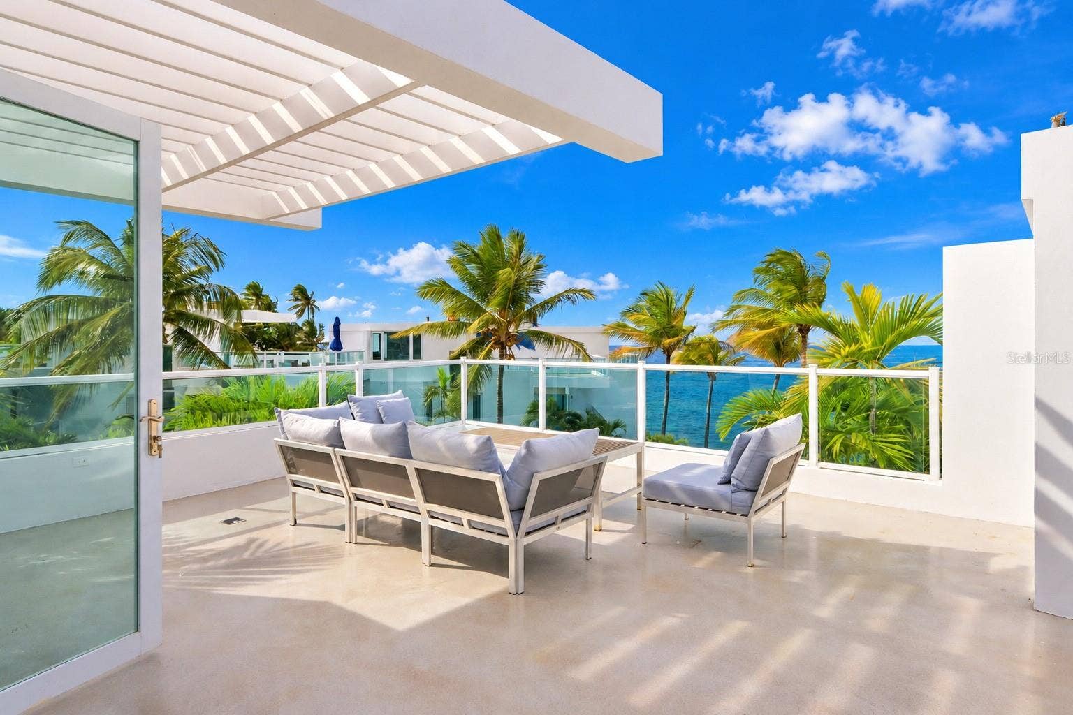19 PASEO BALANDRA, BALANDRAS DE ARRECIFE, #3, Vega Alta, PR 00692 19 PASEO BALANDRA, BALANDRAS DE ARRECIFE, #3, Vega Alta, PR 00692