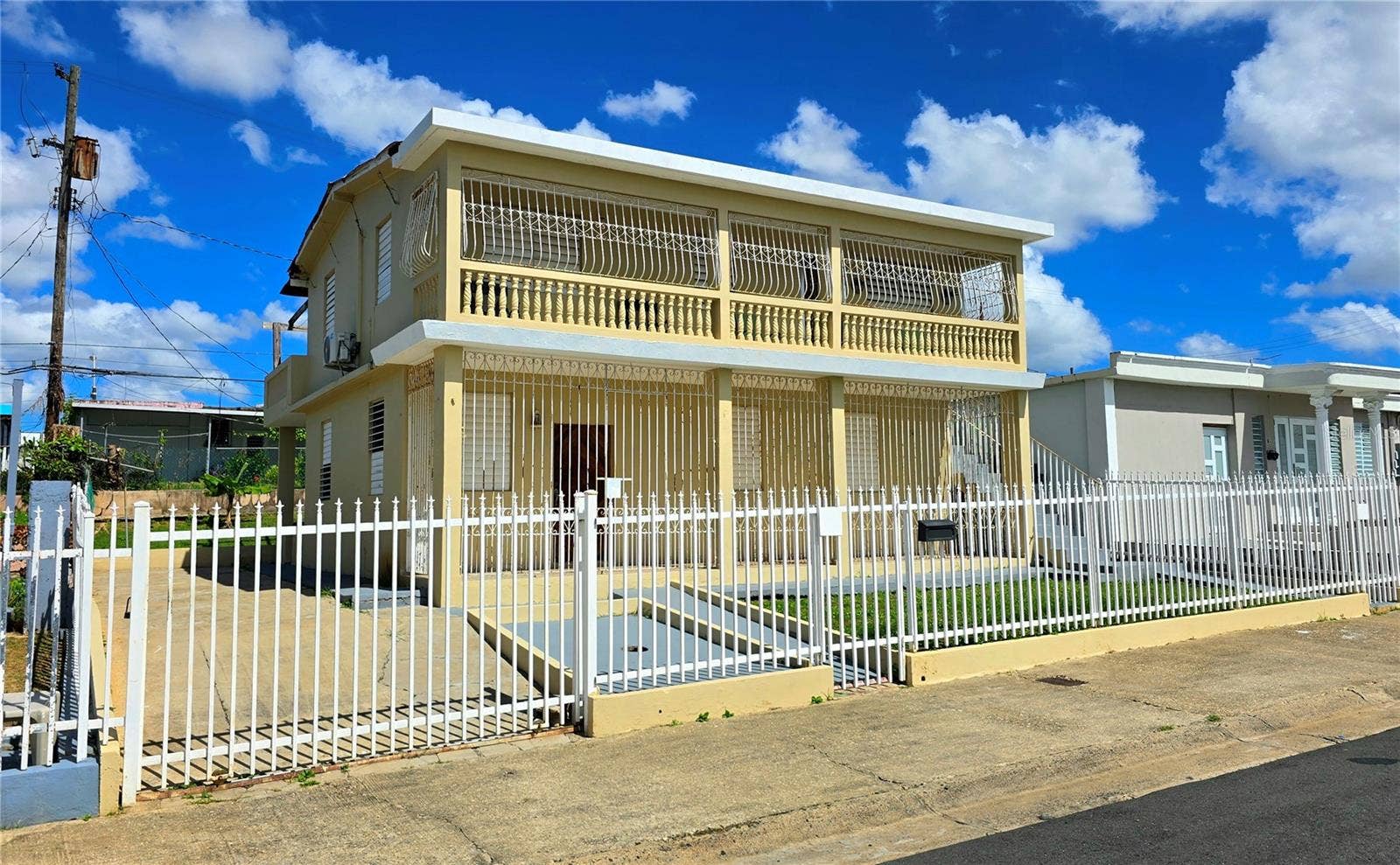 3 St. MAGNOLIA GARDENS, #5-B, Bayamon, PR 00956