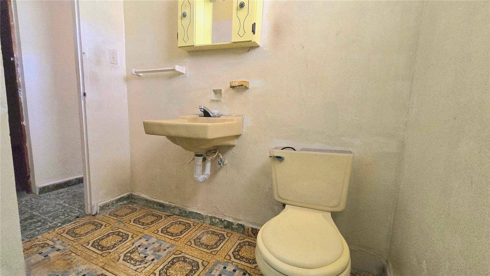 3 St. MAGNOLIA GARDENS, #5-B, Bayamon, PR 00956