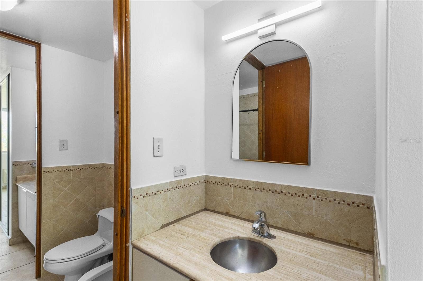 90 CANDELERO DR, #32, Humacao, PR 00791
