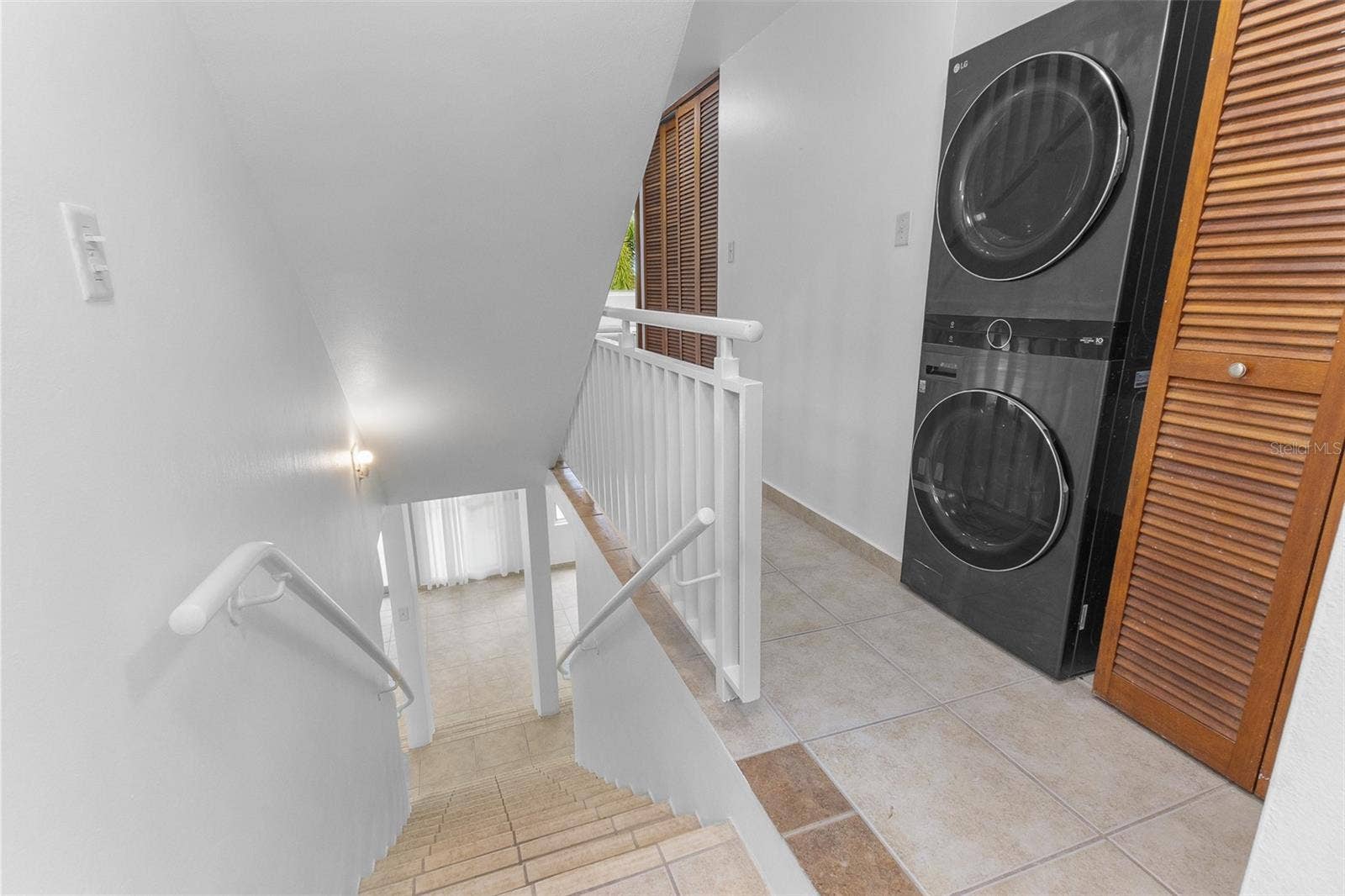 90 CANDELERO DR, #32, Humacao, PR 00791