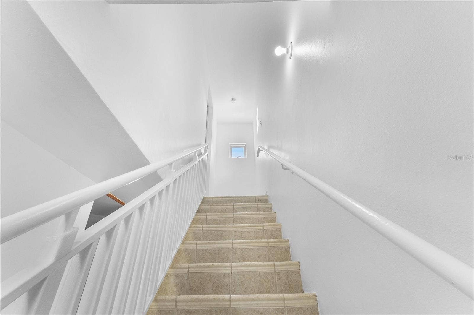90 CANDELERO DR, #32, Humacao, PR 00791