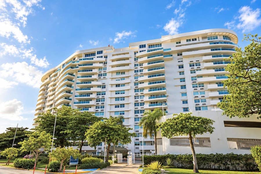 Property photo for 25 FERNÁNDEZ JUNCOS AVENUE, #504, San Juan, PR