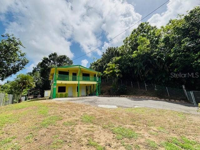 Bo Collores CARR#936  KM 1.0, Solar #1, Las Piedras, PR 00771
