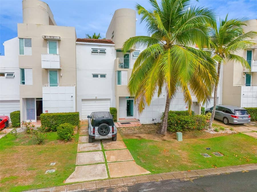 Property photo for 39 VILLAS DE GOLF ESTE, #39, Dorado, PR
