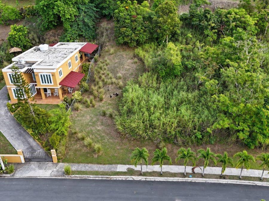 Property photo for CARR. 734 KM. 5.8 SOLAR 3 BARRIO ARENAS, Cidra, PR