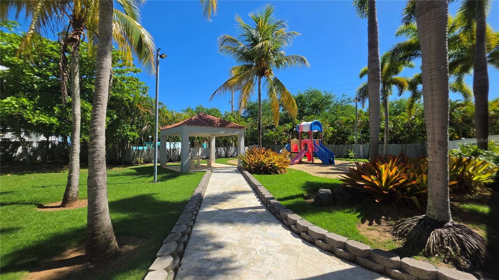CHALETS DE LA PLAYA 178 CARIBE ST., #178, Vega Baja, PR 00693
