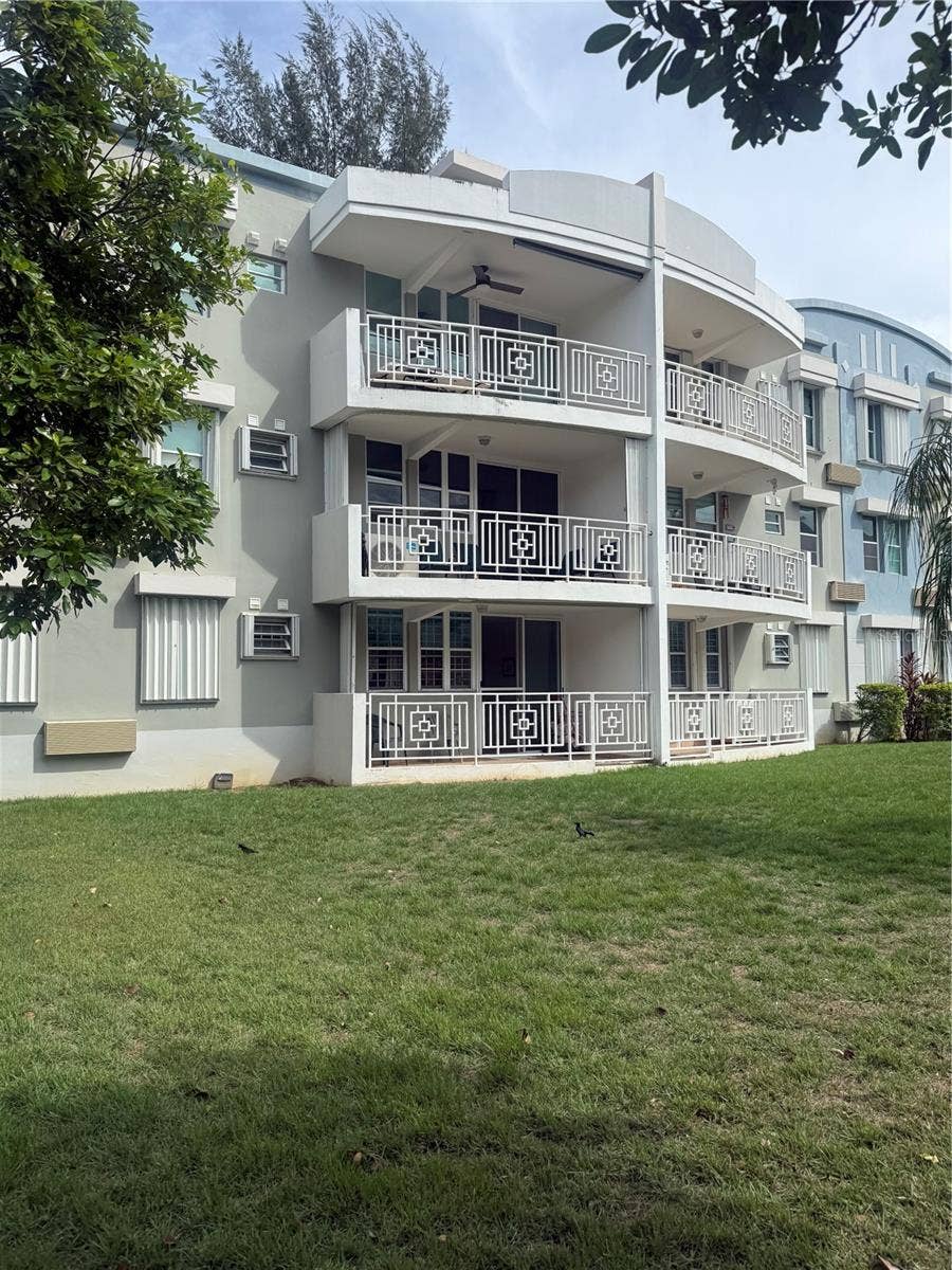 II LOS PARILLAS, #3301, Loiza, PR 00772