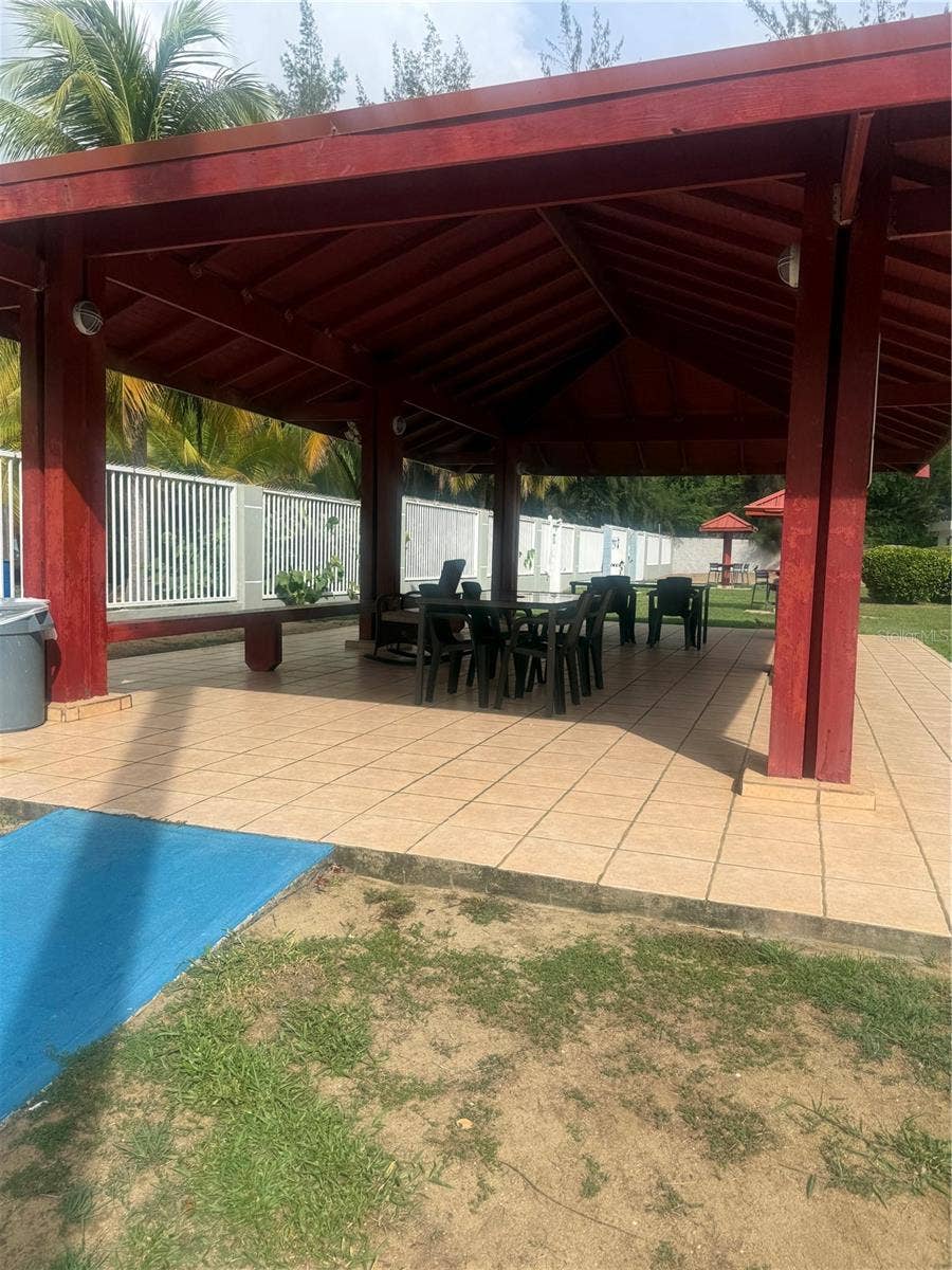 II LOS PARILLAS, #3301, Loiza, PR 00772