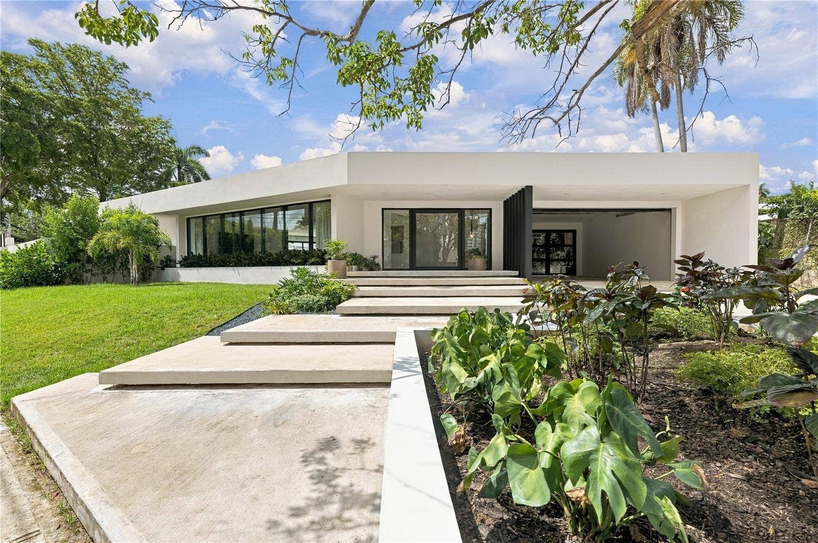 K-16 GARDEN HILLS NORTH, Guaynabo, PR 00966 K-16 GARDEN HILLS NORTH, Guaynabo, PR 00966