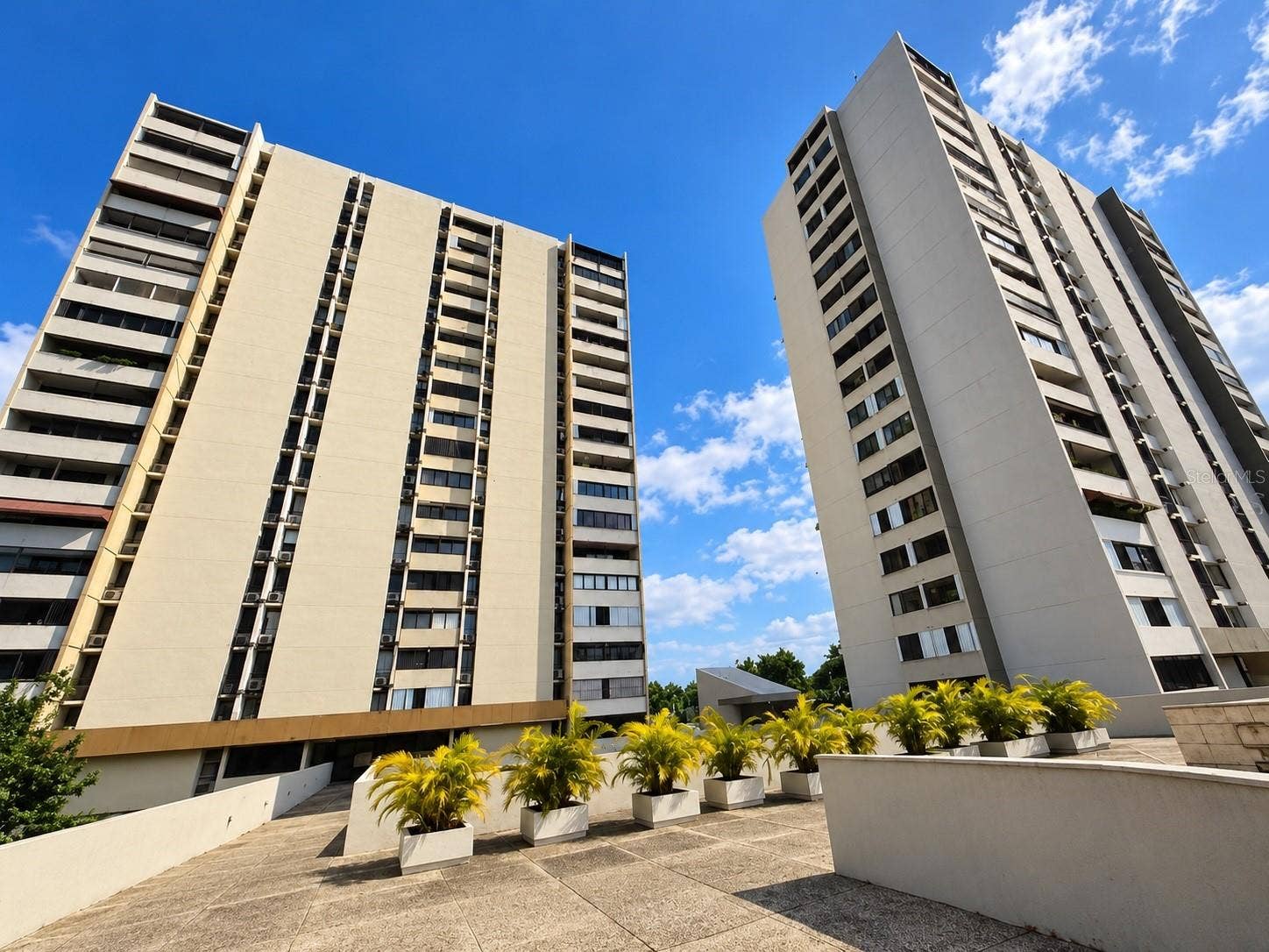 3 MANSIONES DE GARDEN HILLS, #15G, Guaynabo, PR 00966