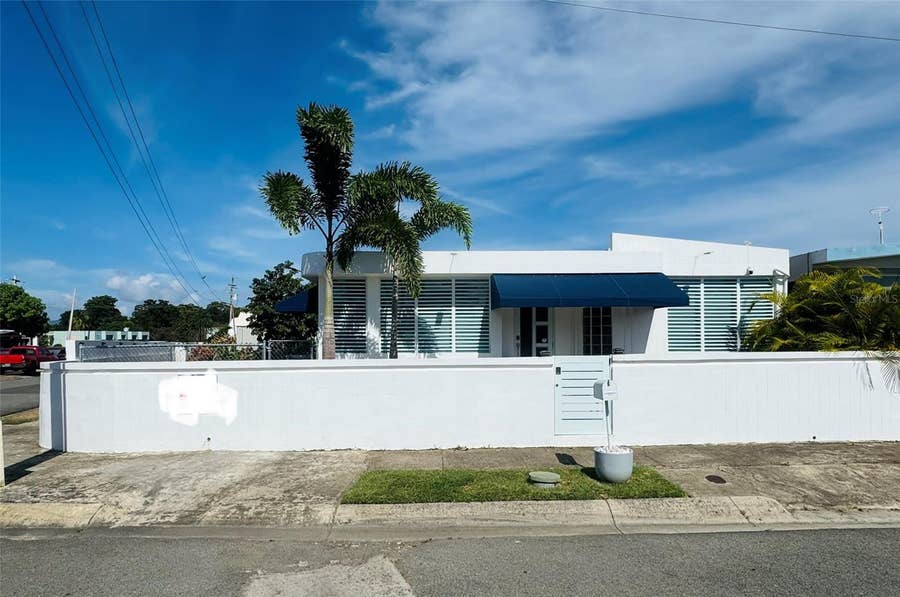 Property photo for Calle A URB. LOS ALGARROBOS, #H-1, Guayama, PR