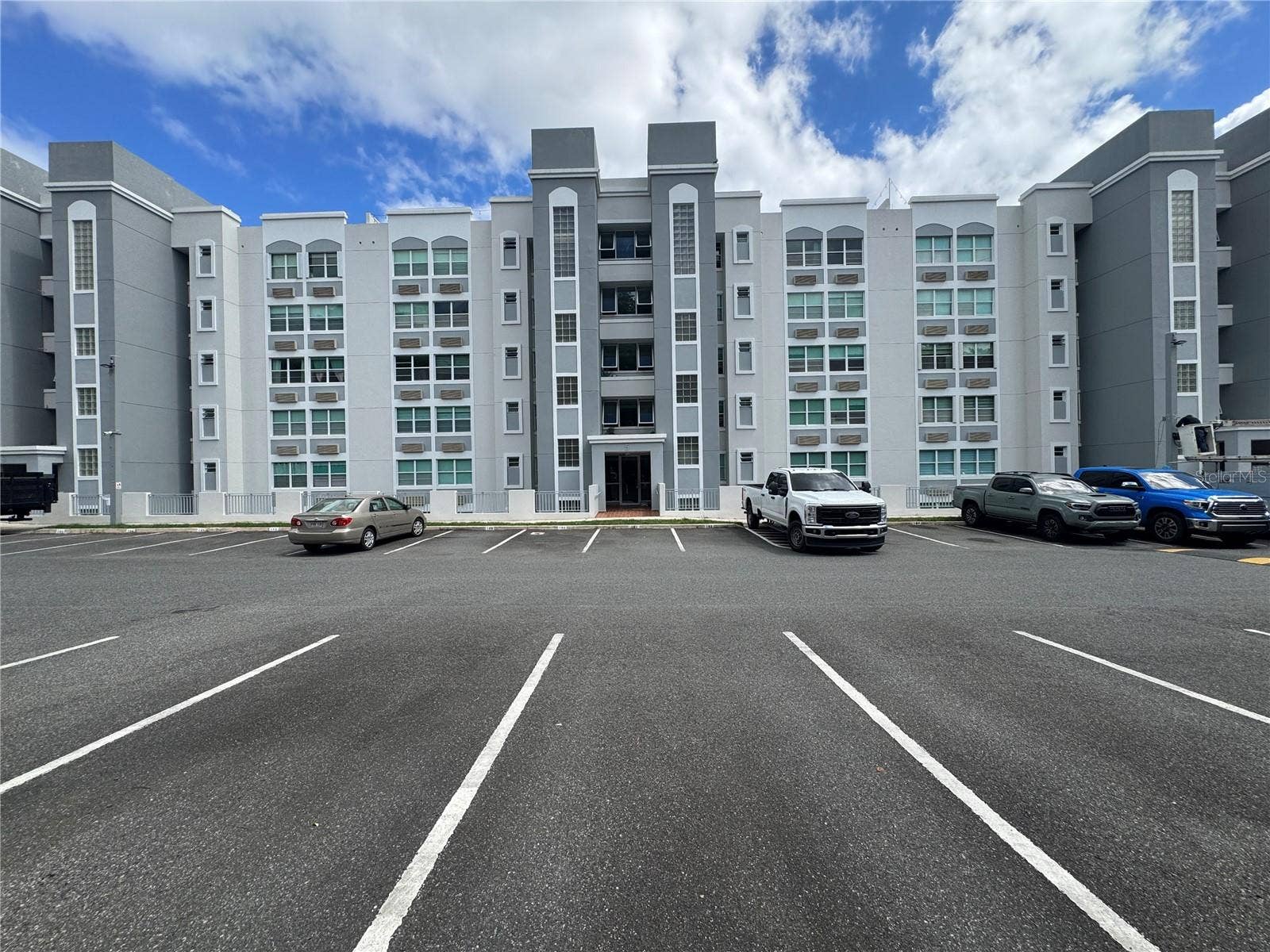 1512 Cond. Buena Vista 450 CARR#844, #1512, San Juan, PR 00926 1512 Cond. Buena Vista 450 CARR#844, #1512, San Juan, PR 00926